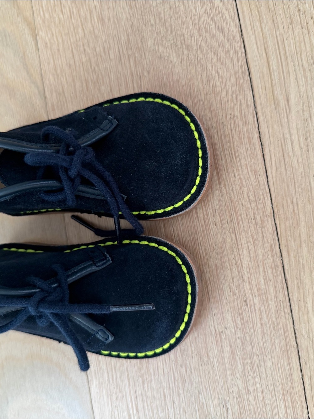 Jacadi Paris NAVY Suede Lace-Up Shoes with Neon Yellow Stitching